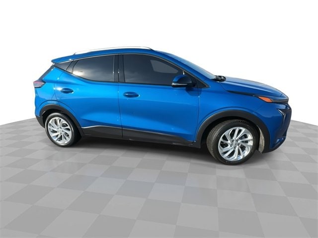 Used 2023 Chevrolet Bolt EUV LT with VIN 1G1FY6S09P4107501 for sale in Hodgkins, IL