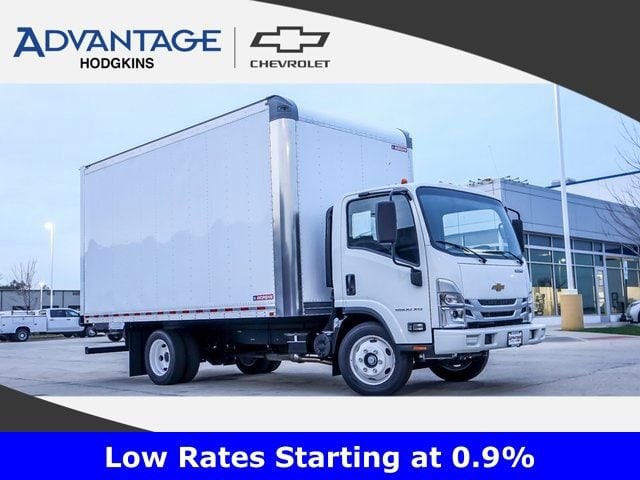 2025 Chevrolet Low Cab Forward's photo