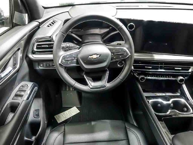 2027 Chevrolet Traverse LT - Photo 12