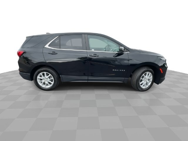 2024 Chevrolet Equinox LT - Photo 9