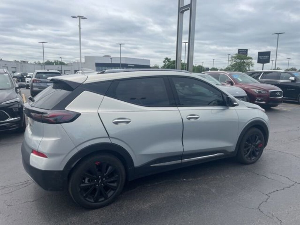 Used 2023 Chevrolet Bolt EUV Premier Redline SUV