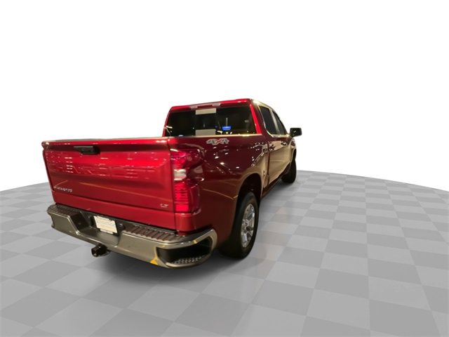 2024 Chevrolet Silverado 1500 LT photo 2