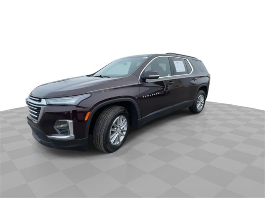 Used 2023 Chevrolet Traverse LT Cloth SUV