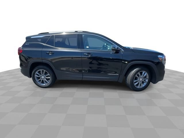 2024 GMC Terrain SLT - Photo 9