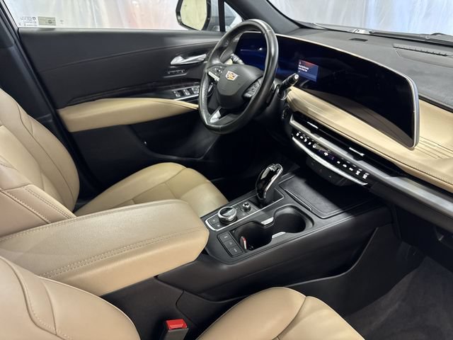 2025 Cadillac XT4 Premium Luxury - Photo 28