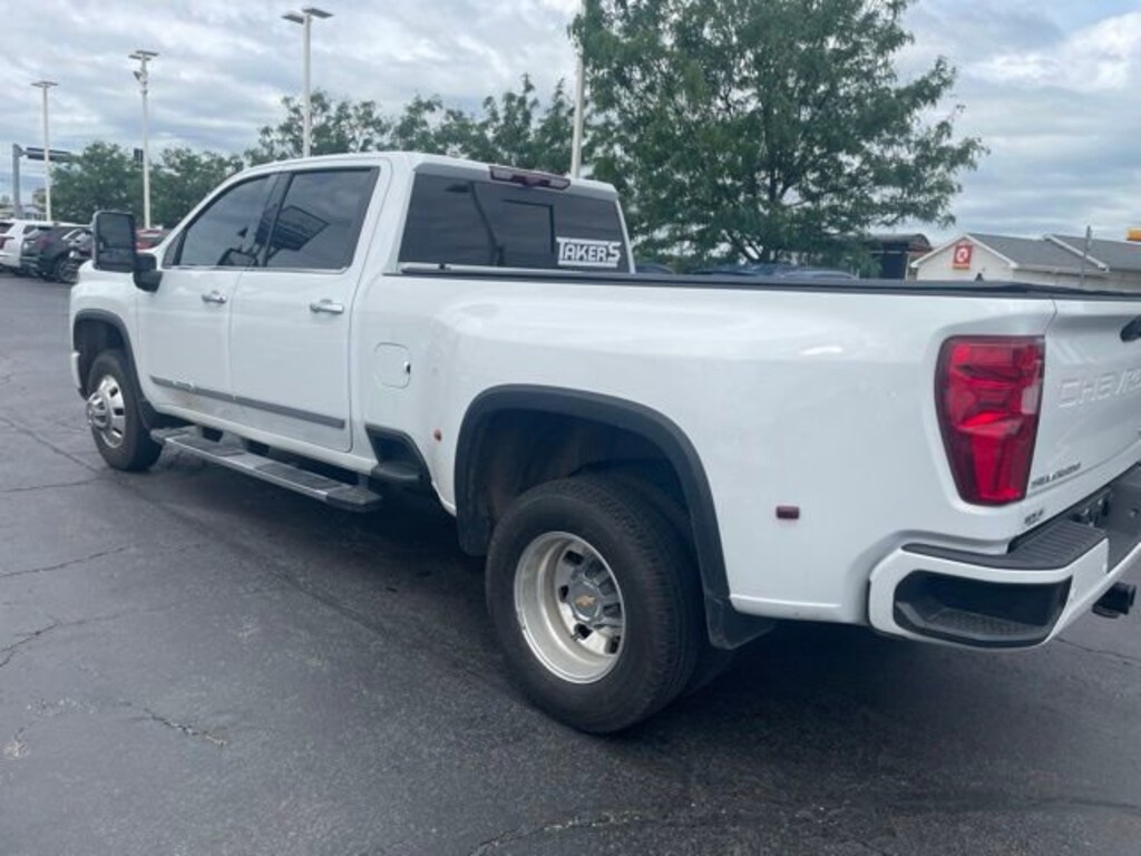 Used 2024 Chevrolet Silverado 3500 HD High Country DRW Truck