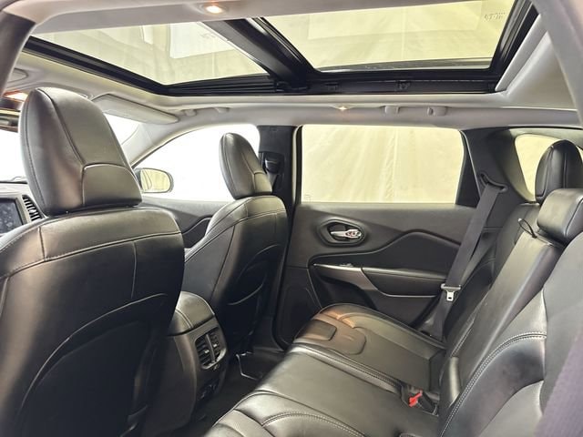 2022 Jeep Cherokee Latitude Lux - Photo 14