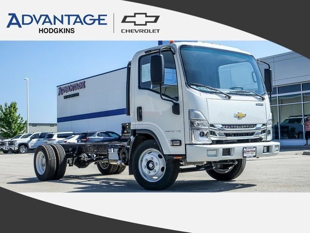 2025 Chevrolet Low Cab Forward's photo