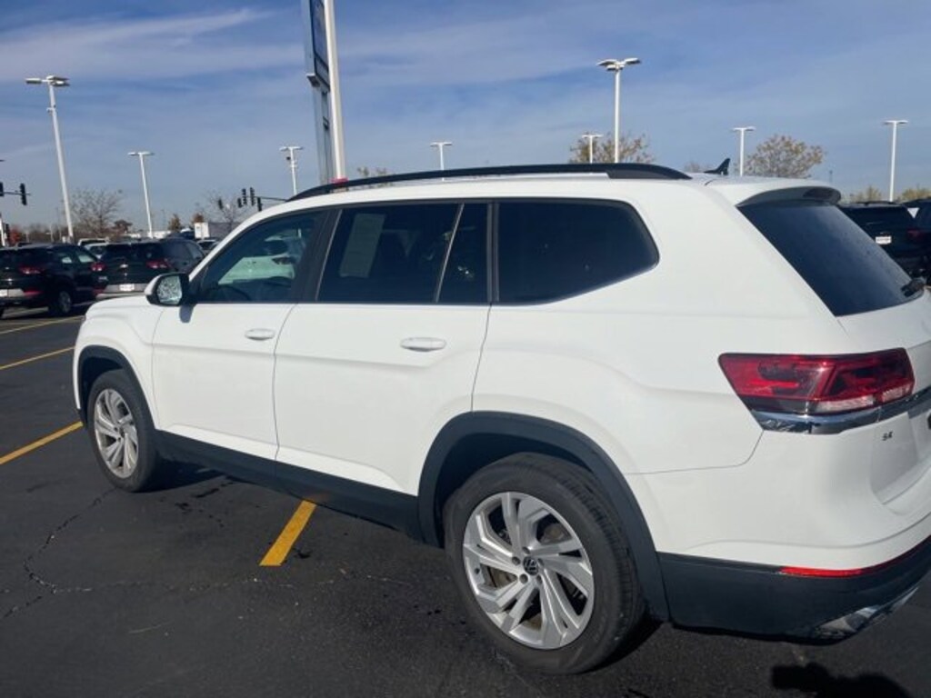 Used 2021 Volkswagen Atlas 2.0T SE w/Technology SUV