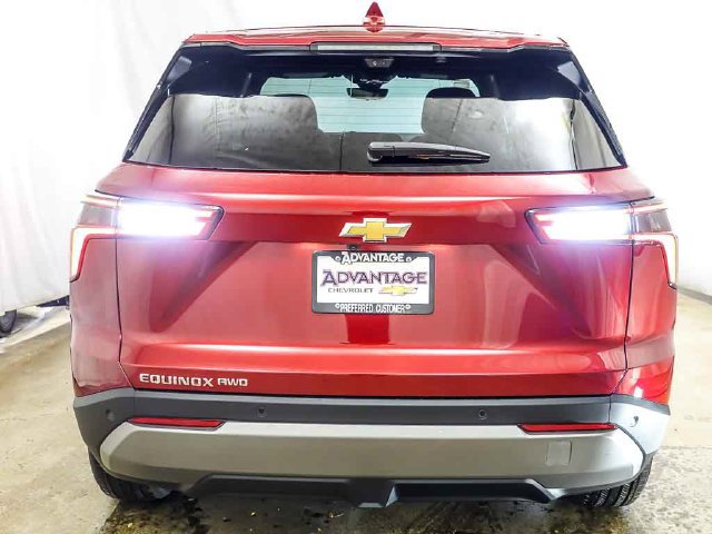 2027 Chevrolet Equinox LT - Photo 6