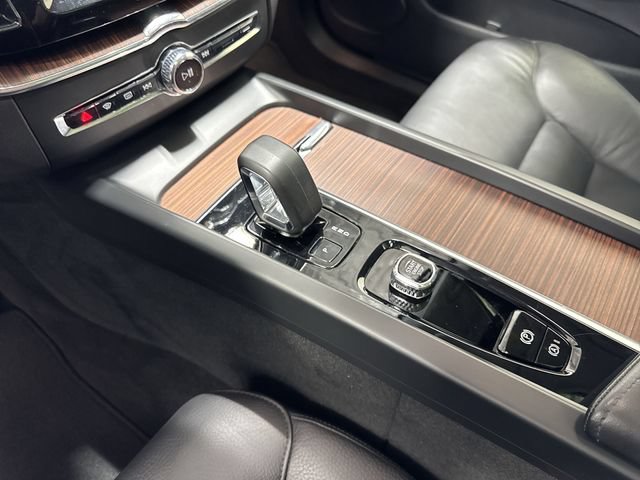 2024 Volvo XC60 Plus - Photo 20