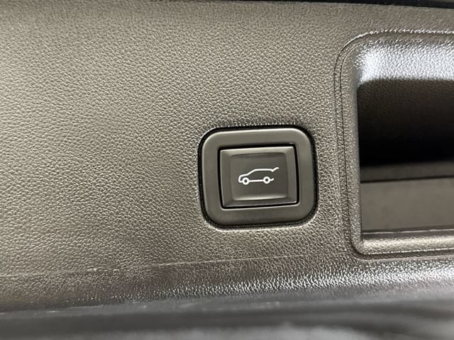 2024 GMC Terrain SLT - Photo 24
