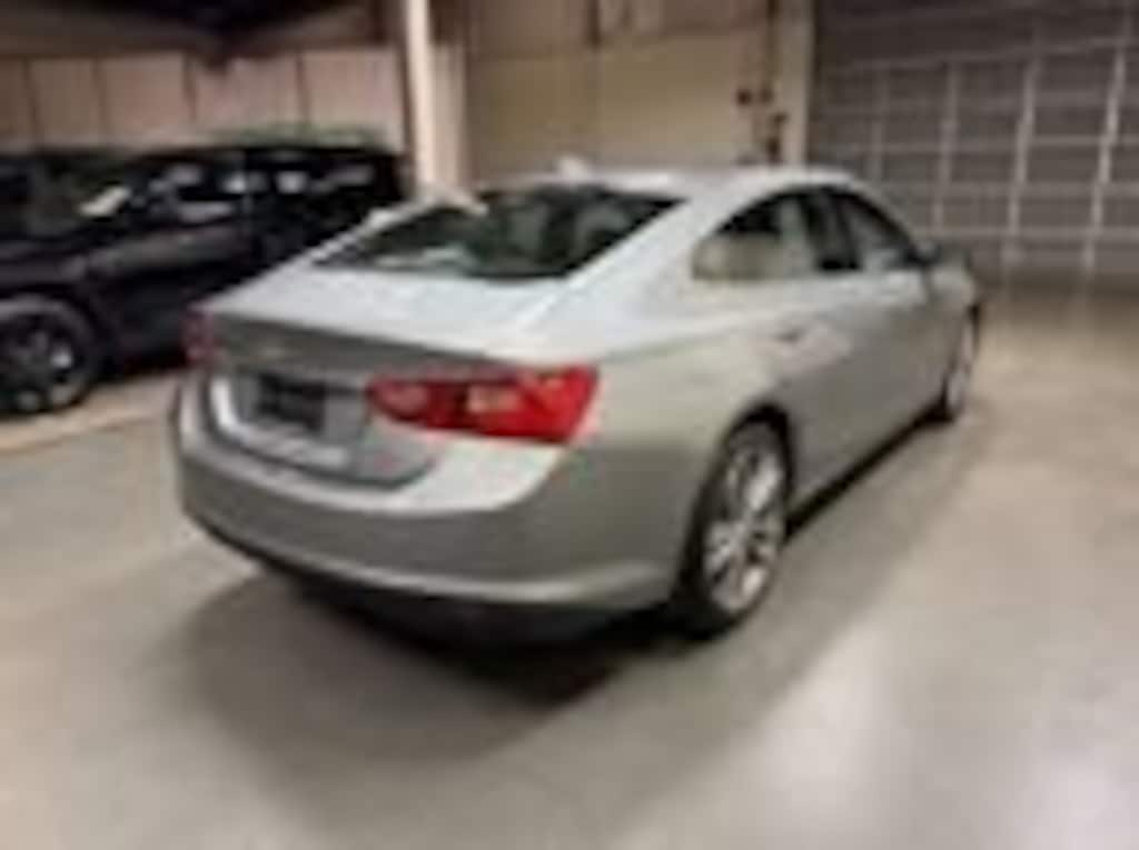 Used 2023 Chevrolet Malibu LT Car