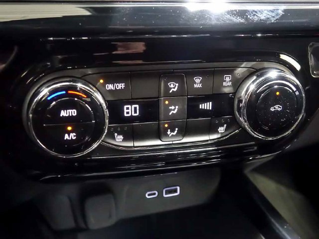 2026 Chevrolet Trax RS - Photo 17