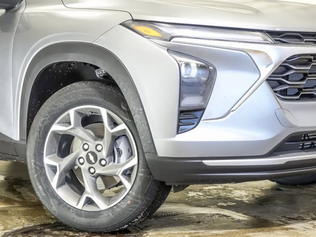New 2026 Chevrolet Trax LT SUV