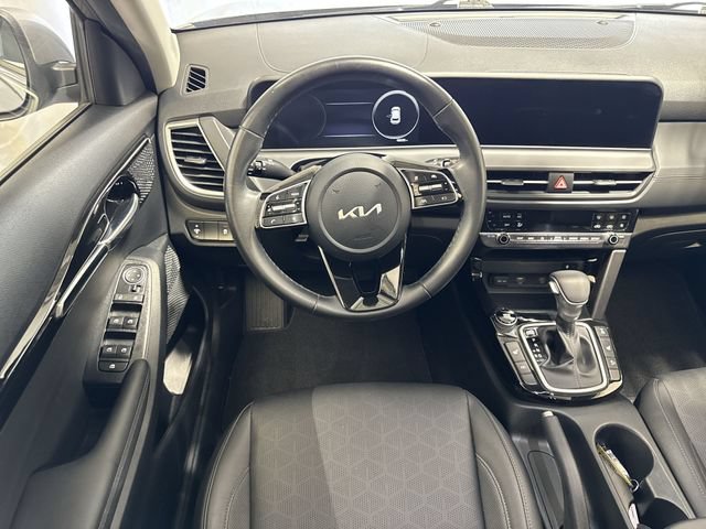 2024 Kia Seltos EX - Photo 15
