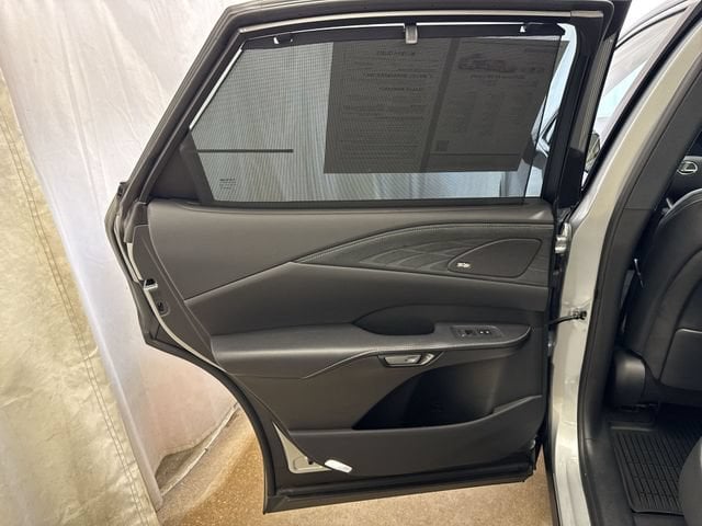 2025 Lexus RX 350 - Photo 24