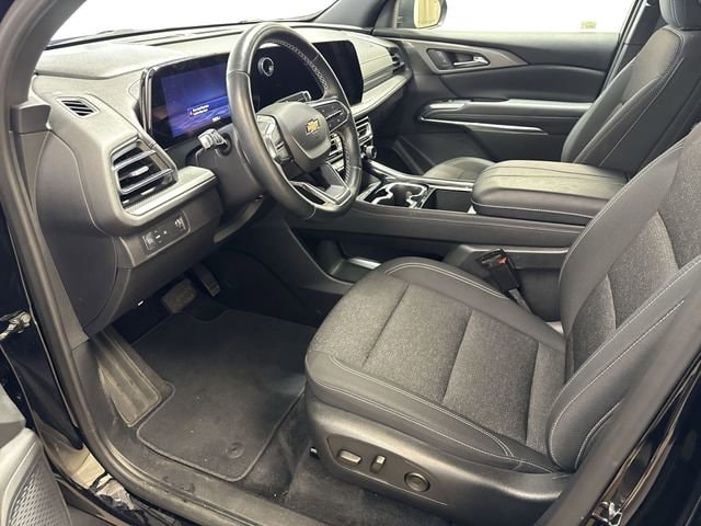 2025 Chevrolet Traverse LT - Photo 11