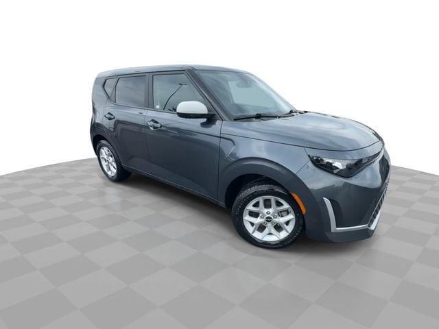 Used 2025 Kia Soul LX with VIN KNDJ23AUXS7260966 for sale in Hodgkins, IL