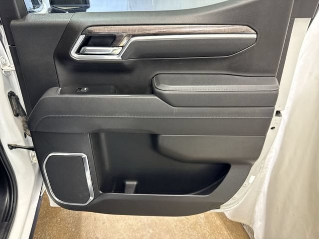 2025 Chevrolet Silverado 1500 LTZ - Photo 27