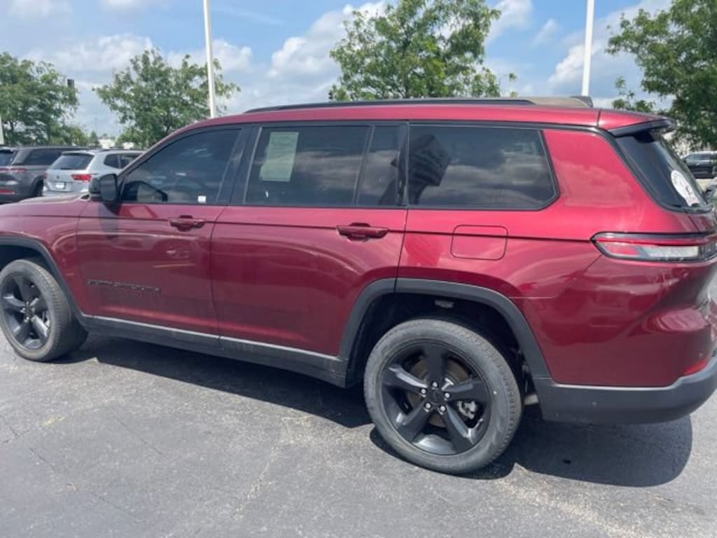 Used 2022 Jeep Grand Cherokee L Limited 4x4 SUV