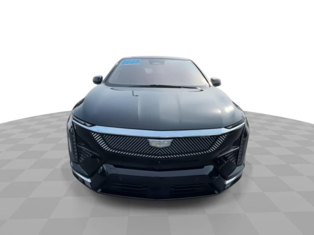 Used 2025 CADILLAC OPTIQ Luxury 2 SUV