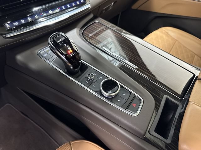 2022 Cadillac Escalade Premium Luxury - Photo 24