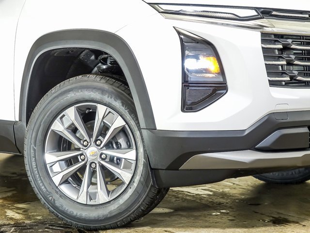 2026 Chevrolet Equinox LT photo 4