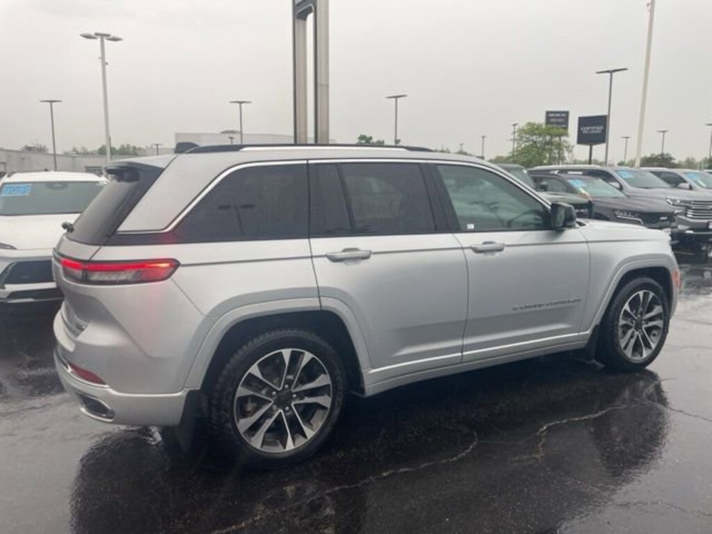 Used 2022 Jeep Grand Cherokee 4xe Overland 4x4 SUV