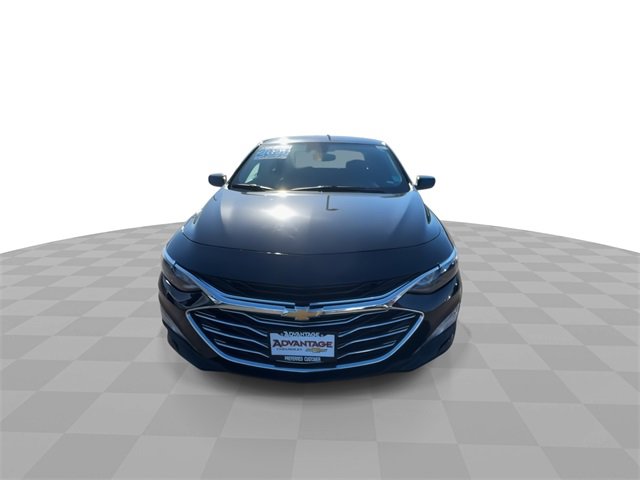 2023 Chevrolet Malibu 1LT photo 2