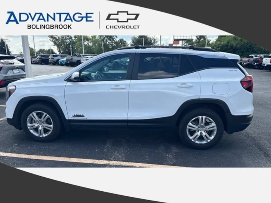 Used 2022 GMC Terrain SLE SUV