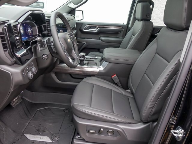 2026 CHEVROLET SILVERADO - Image 17