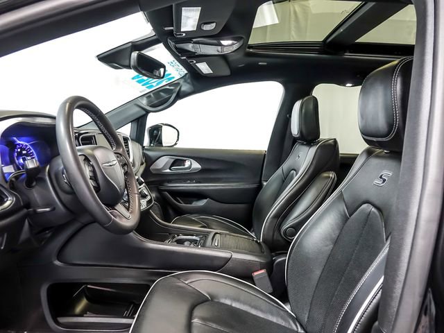 2025 Chrysler Pacifica Limited - Photo 13