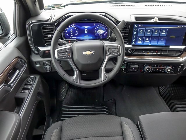 2026 CHEVROLET SILVERADO - Image 15