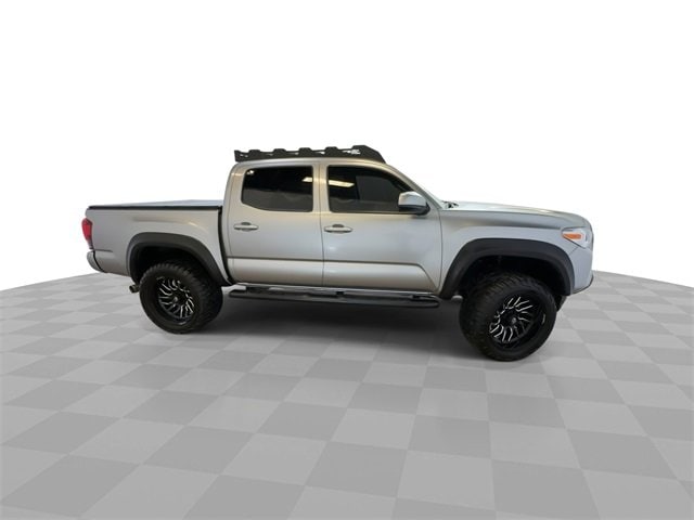 2022 TOYOTA TACOMA - Image 9
