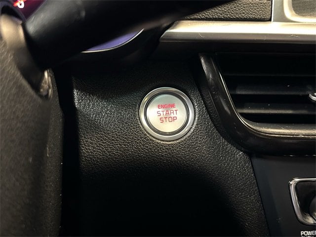 2019 KIA OPTIMA - Image 17