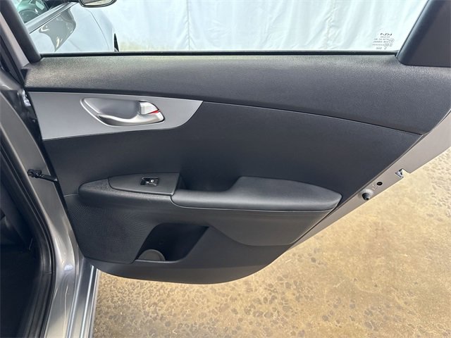 2024 KIA FORTE - Image 23