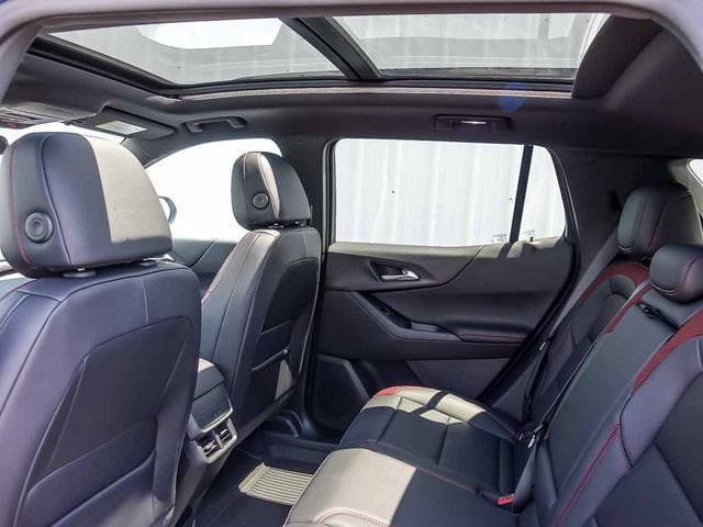 2027 Chevrolet Equinox RS - Photo 13