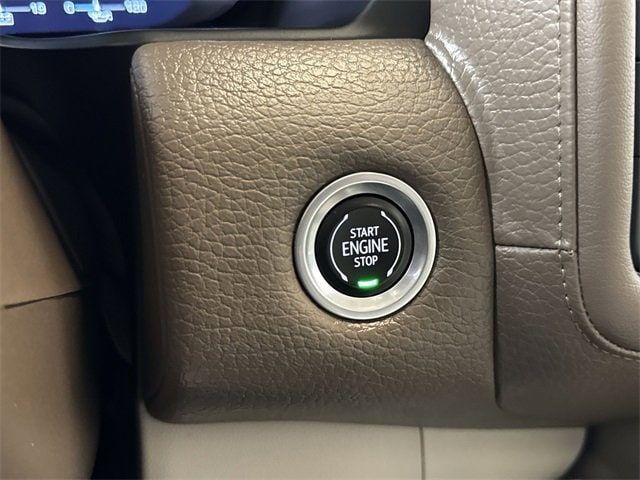 2022 GMC YUKON - Image 18