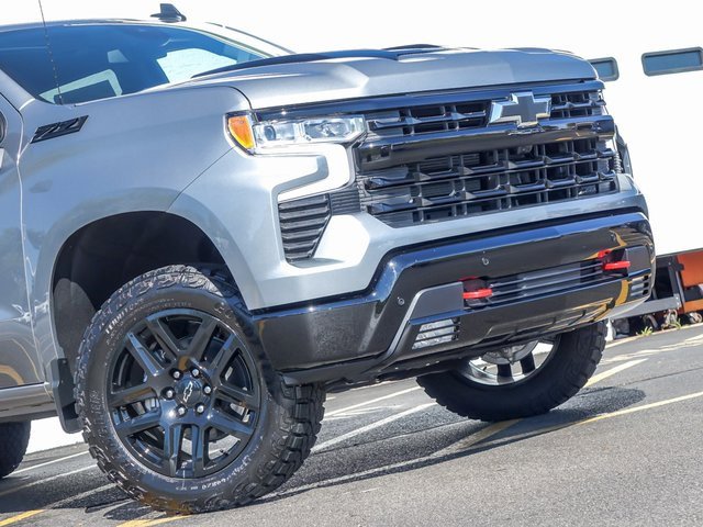 2026 Chevrolet Silverado 1500 LT Trail Boss photo 3
