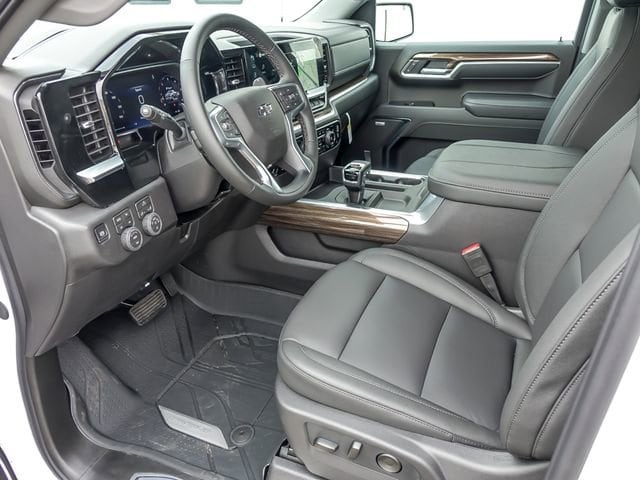 2026 Chevrolet Silverado 1500 RST - Photo 16