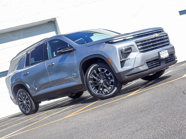 2026 Chevrolet Traverse photo 3