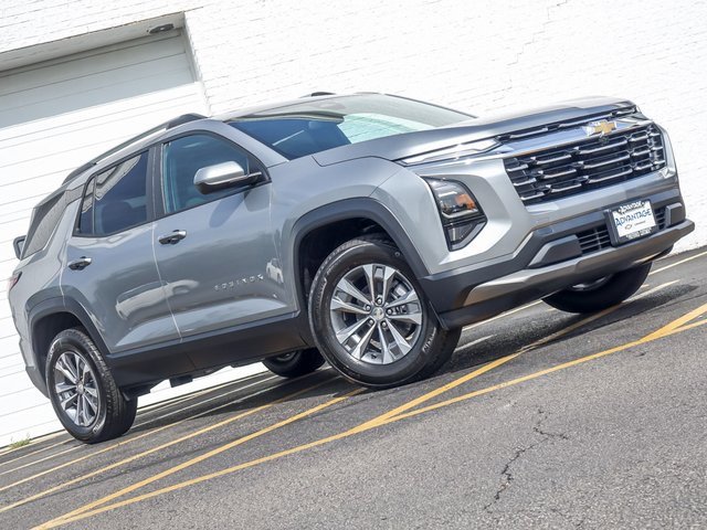 2026 Chevrolet Equinox LT photo 3