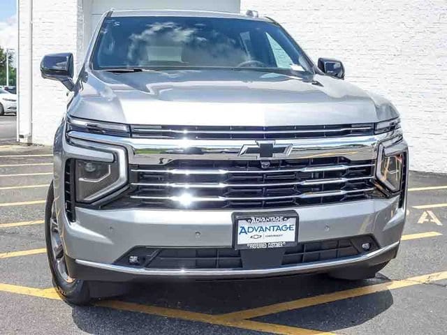 2026 Chevrolet Suburban LT - Photo 12