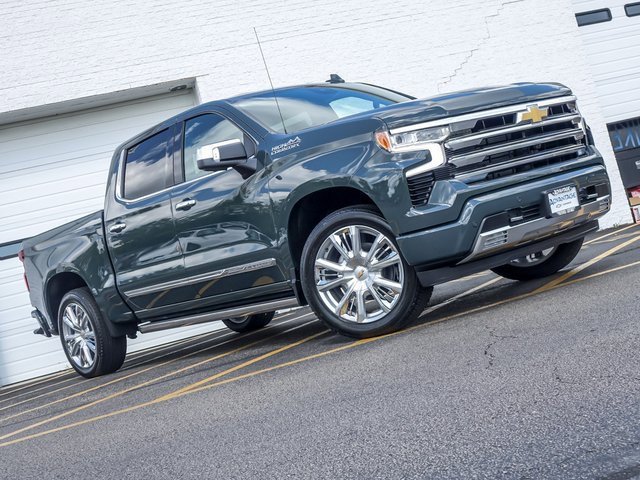2026 Chevrolet Silverado 1500 Sport High Country photo 2