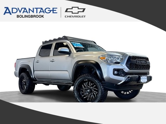 2022 Toyota Tacoma SR's photo