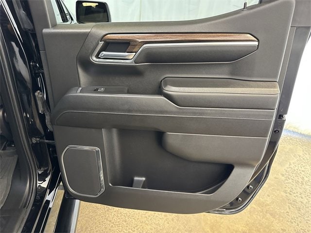 2023 CHEVROLET SILVERADO - Image 24