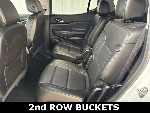 2023 GMC ACADIA - Image 12