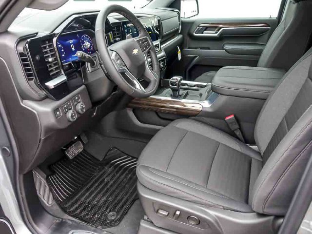 2026 Chevrolet Silverado 1500 LT - Photo 11