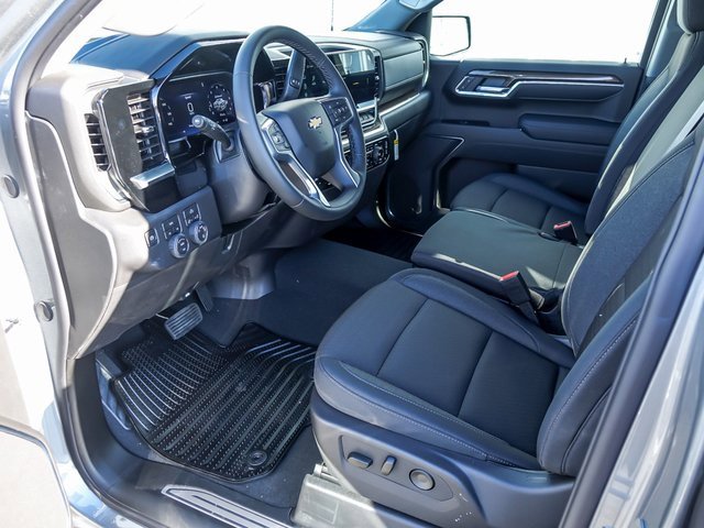 2026 CHEVROLET SILVERADO - Image 11